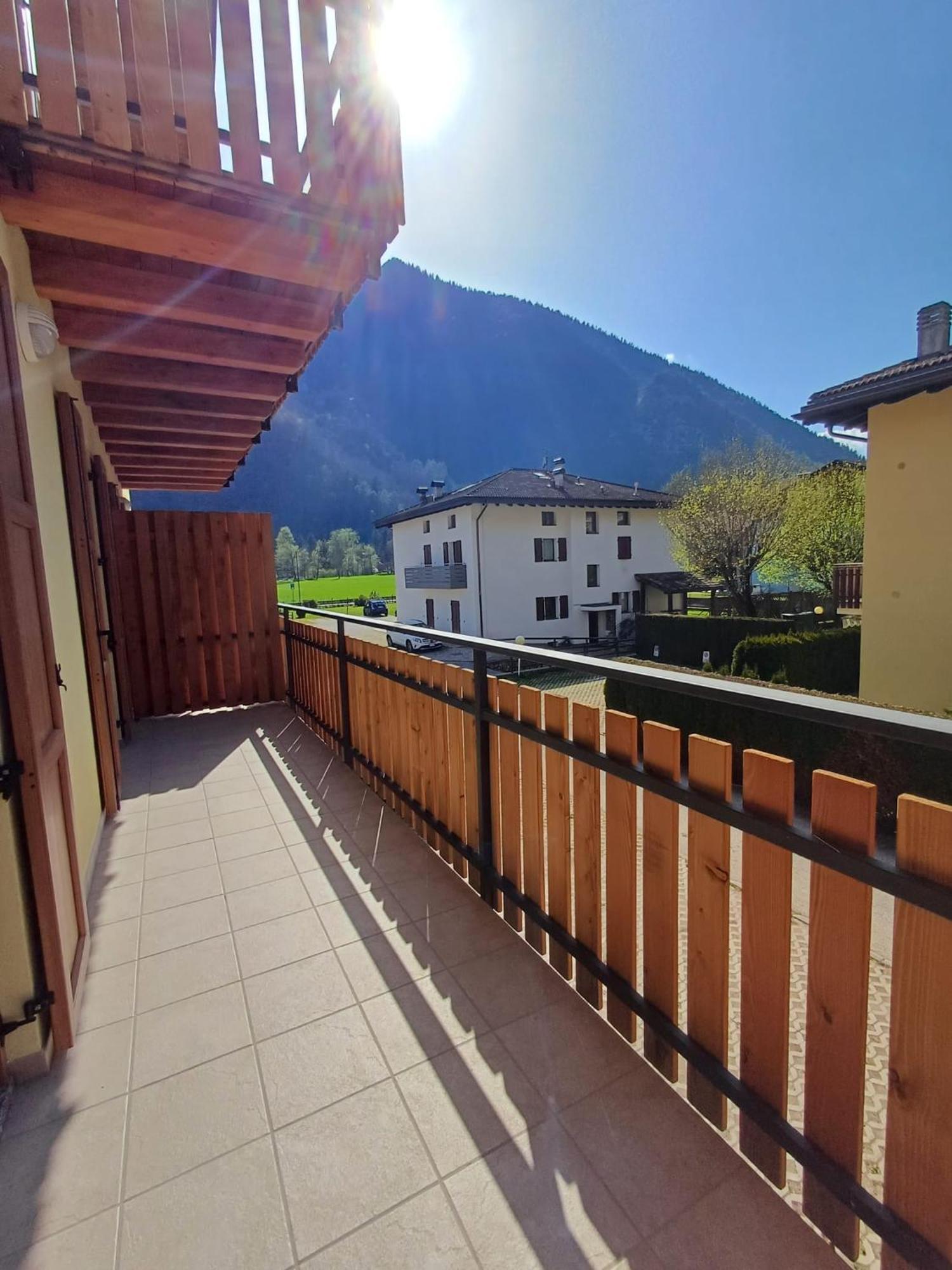 Fiore Pieve Di Ledro Bagian luar foto